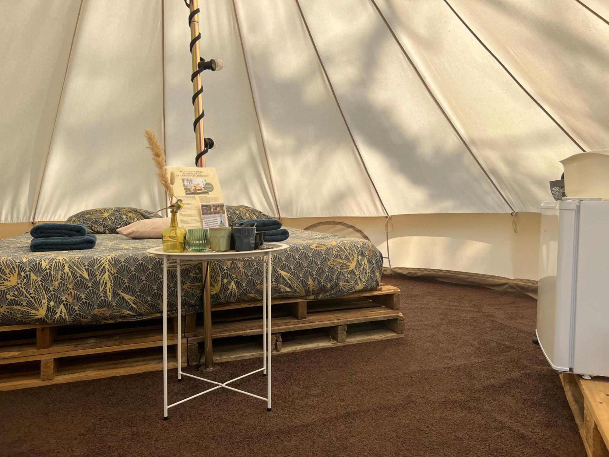Glamplodge Met Prive Sanitair Blesdijke Exterior foto